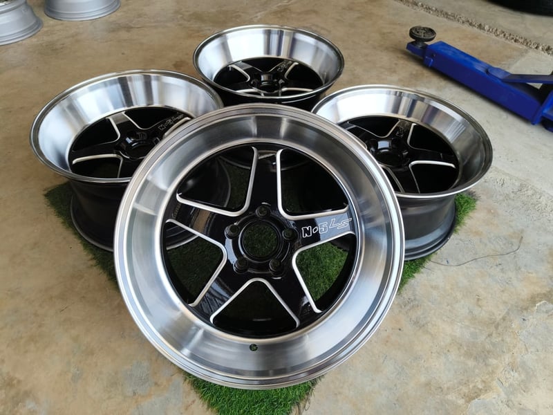 เวล N5 LS งานเม้ง ขอบ18 กว้าง9.5,10.5 ET20,12 , 5 รู 114 