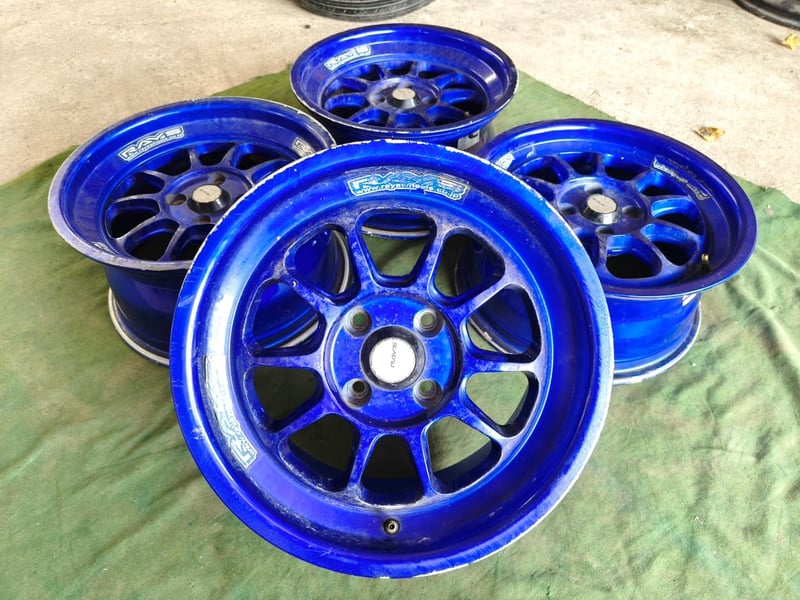 RF1 ขอบ15 กว้าง7-8 ET35,28 , 4 รู 100 RF1 ขอบ15 กว้าง7-8 ET35,28 , 4 รู 100