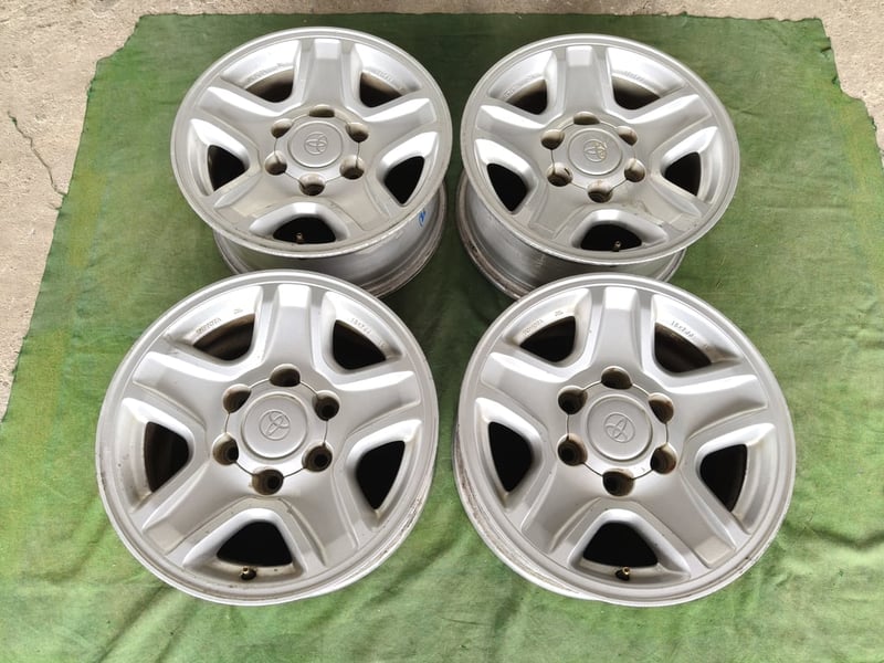 ล้อ Toyota Prado แท้ ขอบ16 กว้าง7 ET15 , 6 รู 139 ล้อ Toyota Prado แท้ ขอบ16 กว้าง7 ET15 , 6 รู 139