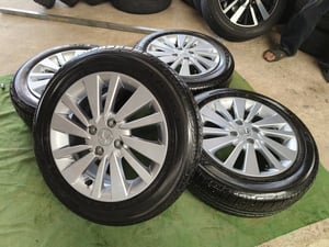 ล้อถอดป้ายแดง Honda City ขอบ15 พร้อมยาง Maxxis 185-60 ปี25 