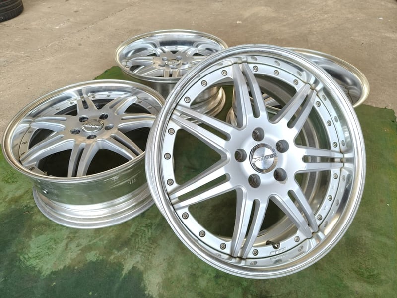 W Work GS5 แท้ ขอบ19 กว้าง8.5-9 ET45-18 , 5 รู 114 ***ไม่มีซ่อมสภาพพร้อมใช้งาน