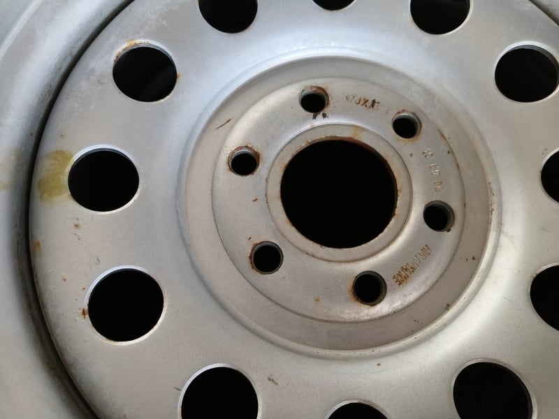 กะทะบรรทุกเพลาเดิมนาวาร่า ขอบ15 กว้าง7 , 6 รู 114