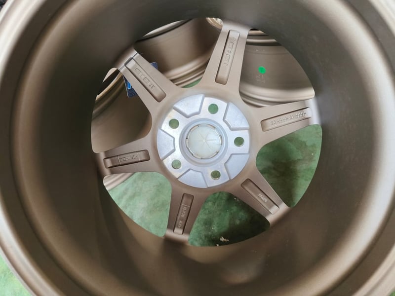 TE37 เลเซอร์เงิน งาน Hof Wheels ขอบ18 กว้าง9 ET35 , 5 รู 114 แม็กใหม่ตัวโชว์