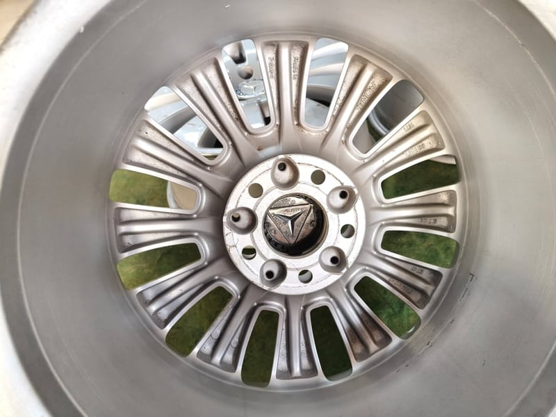 ล้อ Benz W204 แท้ ขอบ17 กว้าง7.5 ET47 , 5 รู 112 Made in Poland ล้อ Benz W204 แท้ ขอบ17 กว้าง7.5 ET47 , 5 รู 112 Made in Poland