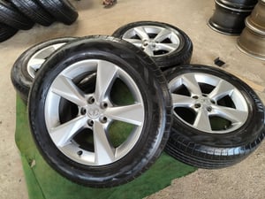 ล้อ Lexus RX ขอบ18 กว้าง7.5 ET35 , 5 รู 114 พร้อมยาง Yokohama 235-60 ปี21 ***พร้อมใช้งาน