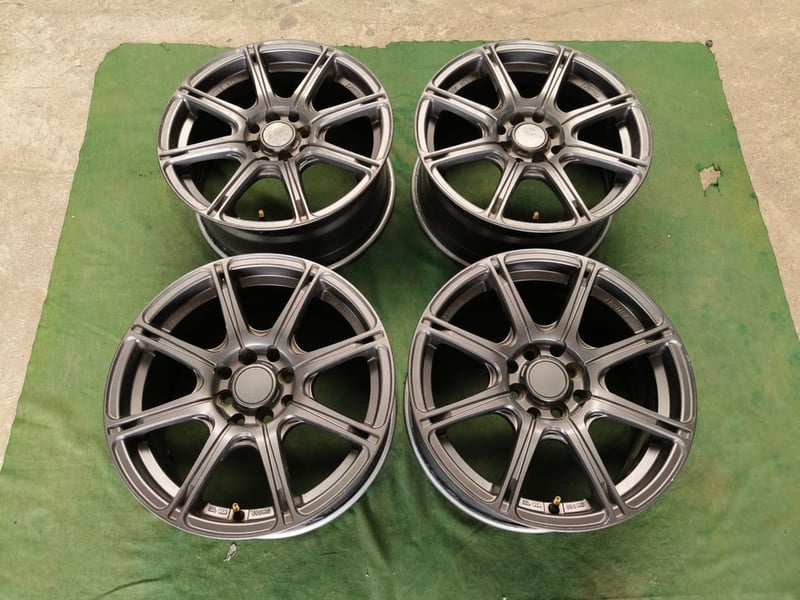 Emotion XC8 ขอบ16 กว้าง7 ET40 , 4 รู 100-114 Emotion XC8 ขอบ16 กว้าง7 ET40 , 4 รู 100-114