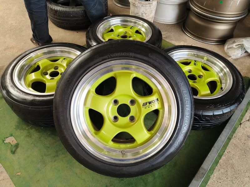 S1 งาน K-Speed ขอบ15 กว้าง7.5 ET35 , 4 รู 100 พร้อมยาง 195-55 ปี20 S1 งาน K-Speed ขอบ15 กว้าง7.5 ET35 , 4 รู 100 พร้อมยาง 195-55 ปี20