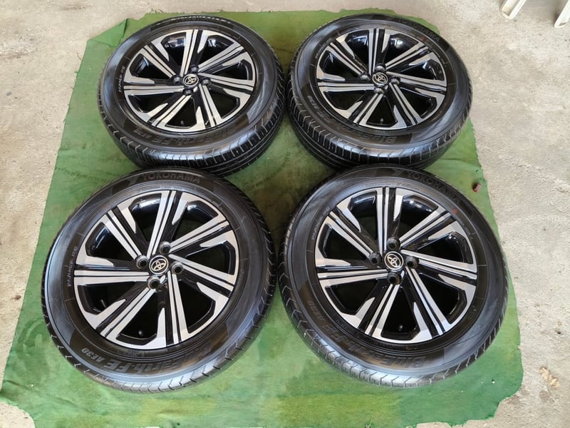 ล้อ Yaris Ativ ขอบ16 พร้อมยาง Yokohama 195-60 ปี25 ใช้งานน้อย