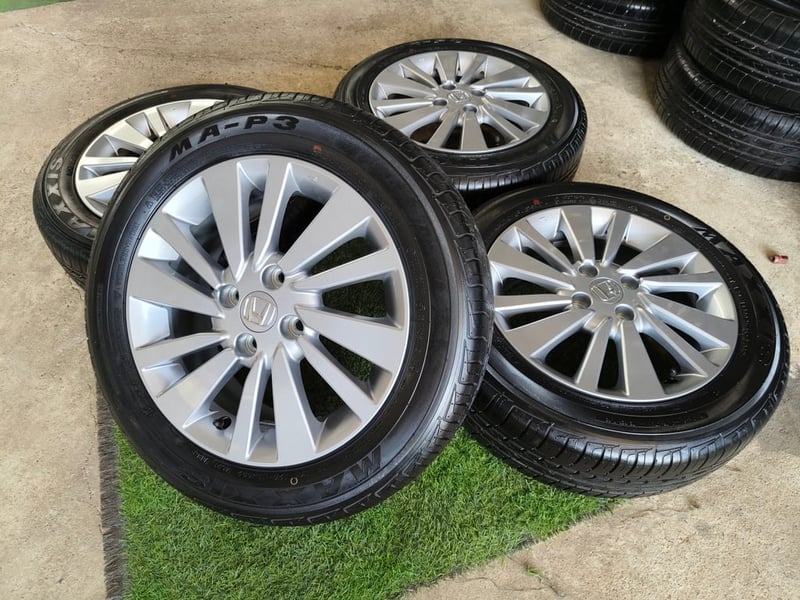 ล้อถอดป้ายแดง Honda City ขอบ15 พร้อมยาง Maxxis 185-60 ปี25 ***ไม่เคยลงพื้น