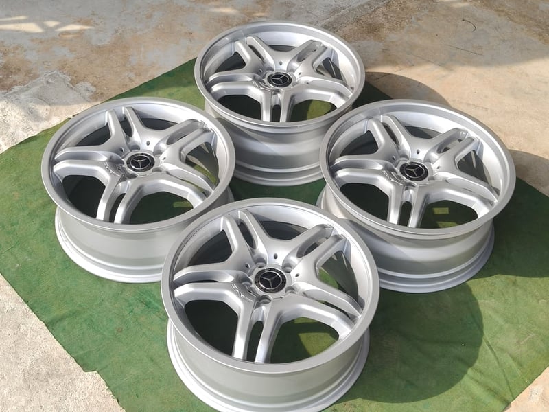 AMG ST4 W209 แท้ ขอบ18 กว้าง7.5-8.5 ET37,30 , 5 รู 112 ***ทำสีมาใหม่ฝาใหม่