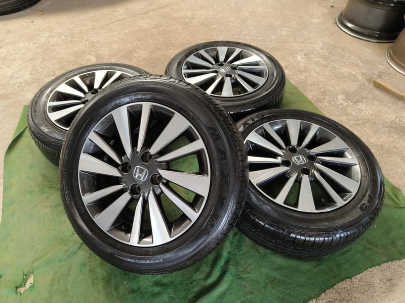 ล้อ Honda City SV ขอบ15 พร้อมยาง Maxxis 185-60 ปี25 ***ดอกเต็มใช้งานน้อย