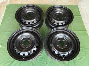 ล้อกะทะรีโว้ ขอบ16 กว้าง6 , 5 รู 114 ***ทำสีมาใหม่กลึงเบา 73 มิลเรียบร้อย