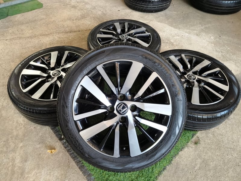 ล้อ Honda City RS-Jazz GK Top ขอบ16 , 4 รู 100 พร้อมยาง Yokohama 185-55 ปี22 ***ล้อมีรอยการใช้งาน