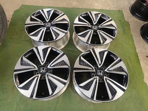 ล้อ Civic FK ขอบ17 , 5 รู 114 ล้อ Civic FK ขอบ17 , 5 รู 114