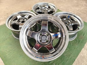 S1 งาน K-Speed ขอบ17 กว้าง8 ET38 , 4 รู 100 ***มีดุ้งอ่อน 3 วง สภาพสีเดิมไม่เคยซ่อม