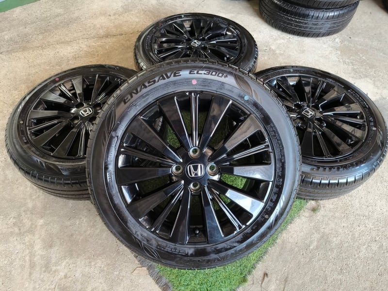 ล้อถอดป้ายแดง Honda City RS (สีดำเงา) ขอบ16 พร้อมยาง Dunlop 185-60 ปี25 ไม่เคยลงพื้น