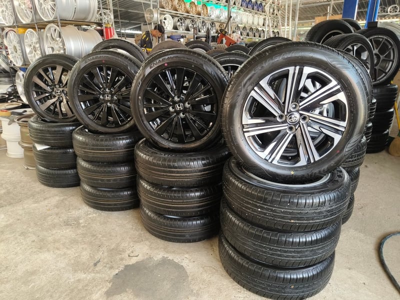 ล้อยางป้ายแดงขอบ15-16-17 ล้อยางป้ายแดงขอบ15-16-17