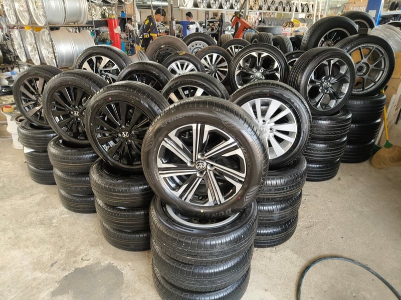 ล้อยางป้ายแดงขอบ15-16-17