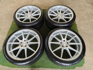 ล้อแท้ AG AVANT GARDE ขอบ20 กว้าง8.5-9.5 ET33-35 , 5 รู 112-114 พร้อมยาง Giti 245-35 ปี21