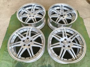 W Work GS5 แท้ ขอบ19 กว้าง8.5-9 ET45-18 , 5 รู 114 ***ไม่มีซ่อมสภาพพร้อมใช้งาน