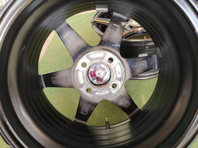 ใบพัด Cosmis ขอบ15 กว้าง7 ET30 , 4 รู 100 ***สีเดิมฝาครบ