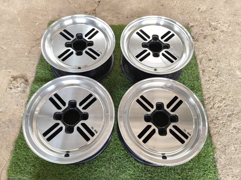 Dish Art แท้ ขอบ14 กว้าง6 ET20 , 4 รู 114 Made in Japan