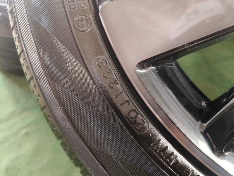 ล้อ Honda City RS (รมดำ) ขอบ16 , 4 รู 100 พร้อมยาง Yokohama 185-55 ปี23 ***แม็กสีเดิมไร้รอย 