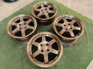 TE37 หยอดแดง ขอบ15 กว้าง7 ET35 , 4 รู 100