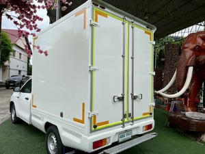 TOYOTA REVO SINGLECAB ตู้แห้ง เครื่อง 2.4cc. เกียร์ธรรมดา ปี 2019