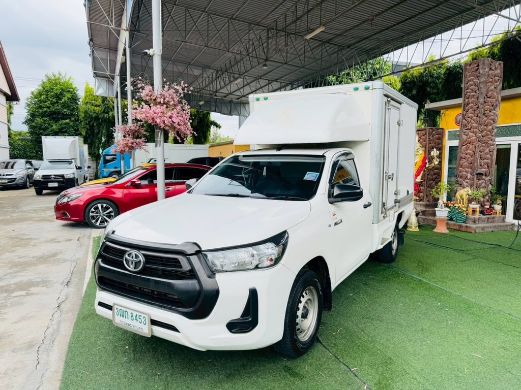 TOYOTA REVO SINGLECAB ENTRY ตู้แห้ง เครื่อง 2.4cc. เกียร์ธรรมดา ปี 2022 TOYOTA REVO SINGLECAB ENTRY ตู้แห้ง เครื่อง 2.4cc. เกียร์ธรรมดา ปี 2022