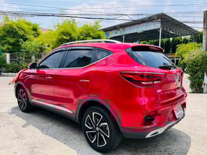~MG ZS 1.5 V SUNROOF I-SMART (รุ่น TOP สุด) AUTO ปี  ~ราคาถูกที่สุด:คะ(ได้ ZS ตัวท็อป จดปี 26 …ไมล์น้อยระดับเทพ: วิ่งมาเพียง 23,xxx กม. (ไมล์แท้ 100%~ปีผลิต 2023
