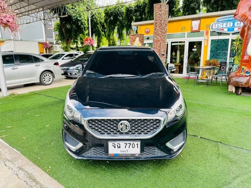 MG MG3 1.5 D  Hatchback ปี 2022 -เกียร์ออโต้ ออโต้ เครื่องยนต์เบนซิน : 1,500 CC สี : ดำ 