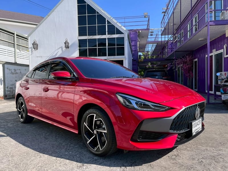  MG 5 1.5 X (รุ่น TOP) เครื่อง1.5cc.AUTO ปี 2025 ประหยัดสุดขีดด้วยระบบ เบนซิน ~ รถสวยปีล่าสุด ไมล์แท้ 10,xxx กม.