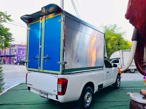 NISSAN NAVARA SINGLE CAB รุ่น SLเครื่อง2.5cc.เกียร์ธรรมดา ปี 2023  -ราคาพิเศษสุด: และ(ได้รถปี 23 + ตู้ทึบใหม่ ในราคาสามแสนปลายๆ คุ้มที่สุด!) 