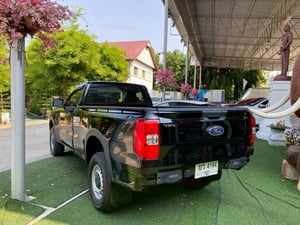 Ford Ranger 2.0 Standard XL 4WD MT ปี 2024 ~เกียร์ธรรมดา ขับเคลื่อน 4 ล้อ ~ไมล์แท้ 43,xxx กม. ~เครื่องยนต์ดีเซล 2.0 ลิตร ประหยัดน้ำมัน Ford Ranger 2.0 Standard XL 4WD MT ปี 2024 ~เกียร์ธรรมดา ขับเคลื่อน 4 ล้อ ~ไมล์แท้ 43,xxx กม. ~เครื่องยนต์ดีเซล 2.0 ลิตร ประหยัดน้ำมัน