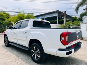 NEW MG EXTENDER DBL 2.0 GRAND-X AUTO ปีจด2026 (รุ่น TOP) ราคาพิเศษ(ประหยัดกว่าออกห้างไปหลายแสน ได้รถสภาพป้ายแดง คุ้มที่สุด) ความโดดเด่นที่คันนี้ยืนหนึ่ง รุ่น TOP (GRAND-X): เกียร์ออโต้ ขับสบาย ออปชั่นจัดเต็ม ดีไซน์ดุดันทันสมัย ~ไมล์น้อยจัด: วิ่งมาเพียง 94,xxx กม. เท่านั้น ~โปรโมชั่นจัดหนัก 