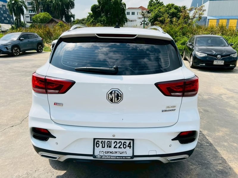 ~MG ZS 1.5 V SUNROOF I-SMART (รุ่น TOP สุด) AUTO ปี  ~ราคาถูกที่สุด:คะ(ได้ ZS ตัวท็อป จดปี 25 ไมล์สามหมื่นโล ในราคาแค่นี้ คุ้มที่สุด!)  …ไมล์น้อยระดับเทพ: วิ่งมาเพียง 36,xxx กม. 