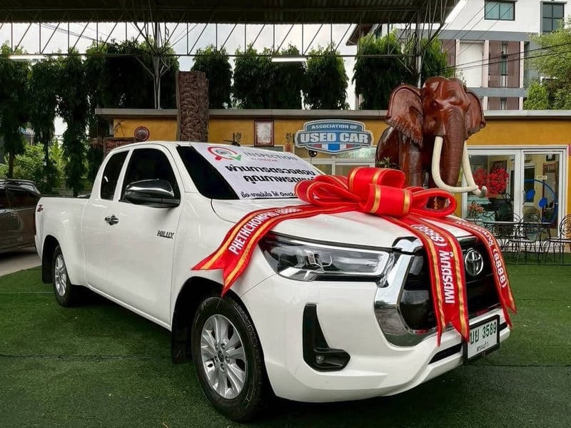 #TOYOTA  REVO SMARTCAB Z EDICTION MID เครื่อง2.4cc. เกียร์ธรรมดา ปี 2023 