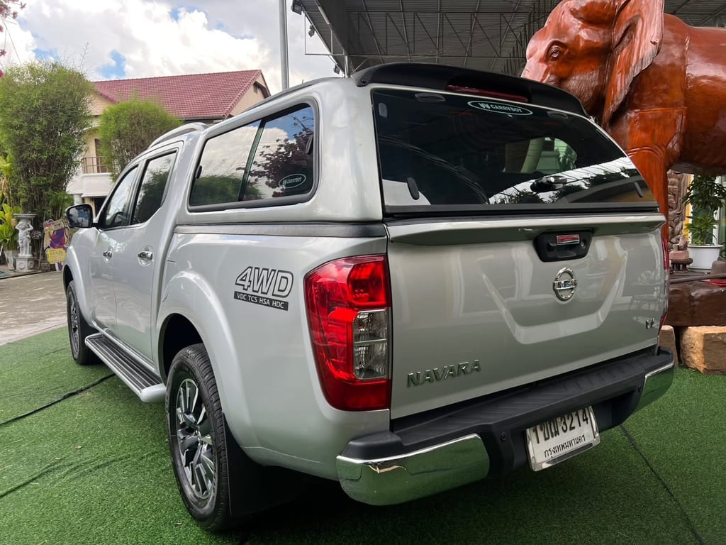 Nissan NP300 Navara Double Cab VL 4WD เครื่อง2.5cc. AUTO ปี2020 เกียร์ออโต้ 4WD ขับสี่แท้ Nissan NP300 Navara Double Cab VL 4WD เครื่อง2.5cc. AUTO ปี2020 เกียร์ออโต้ 4WD ขับสี่แท้