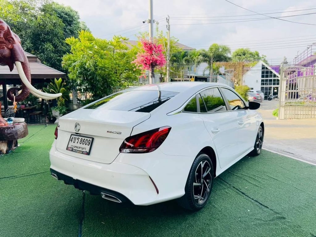 MG 5 ตัว D เครื่อง 1.5cc. AUTO ปี 2023 MG 5 ตัว D เครื่อง 1.5cc. AUTO ปี 2023