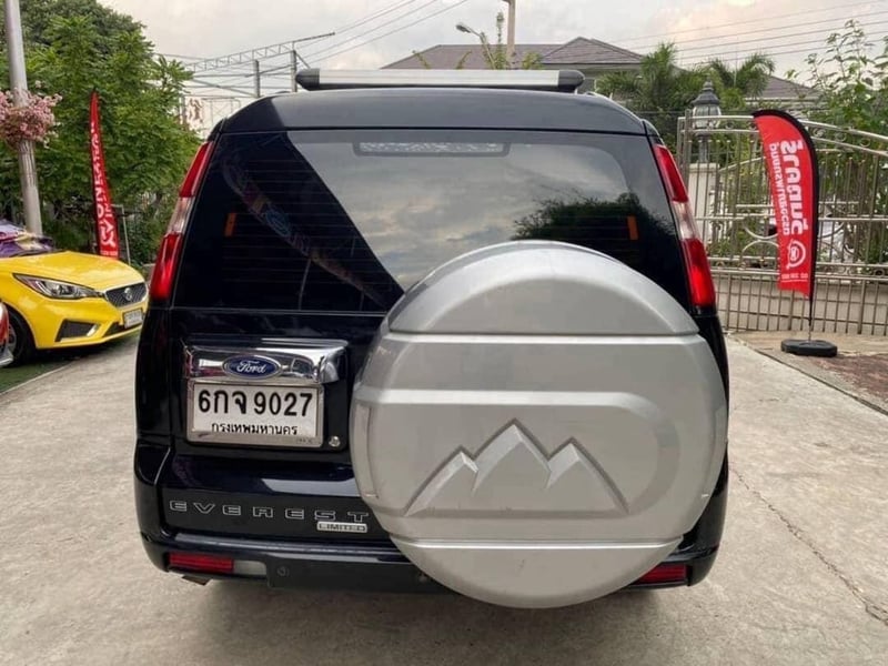 รถFORD EVEREST รุ่น LTD เครื่อง 3.0 cc ดีเซล เกียร์AUTO 4WD ปี2011