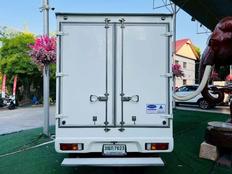 ~ ISUZU D-MAX SPARK 1.9 B MT ปี 2022  ~ราคาถูกที่สุด: (ได้ D-Max ปี 22 + ตู้ทำความเย็น ไมล์ 8 หมื่น ในราคานี้ คุ้มที่สุดในตลาด!) ~พร้อมตู้ทำความเย็น: ตู้สภาพดี สูง 1.60 เมตร 