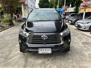 TOYOTA INNOVA CRYSTA PREMIUM เครื่อง 2.8cc. AUTO ปี2022 TOYOTA INNOVA CRYSTA PREMIUM เครื่อง 2.8cc. AUTO ปี2022