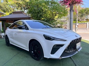   MG MG5  PRO X เครื่อง1.5cc. เบนซิน AUTO ปี : 2025(ราคาป้ายแดงขาย669,000บาท) 