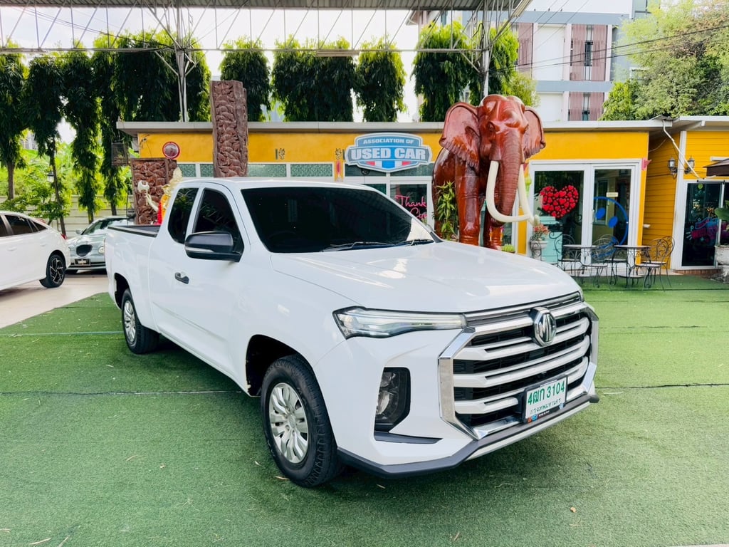 MG EXTENDER GIANT CAB ตัว C เครื่อง2.0cc. เกียร์ธรรมดา ปี2024 MG EXTENDER GIANT CAB ตัว C เครื่อง2.0cc. เกียร์ธรรมดา ปี2024
