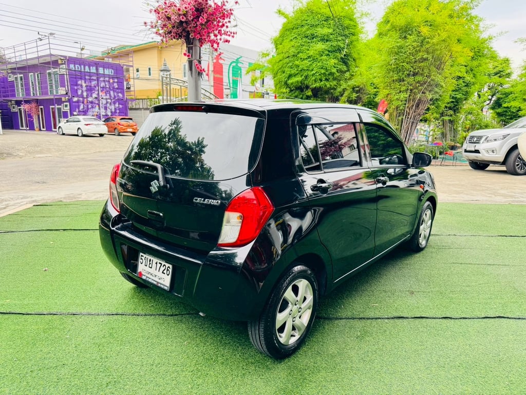   Suzuki Celerio รุ่น GX CVTเครื่อง1.0cc. AUTO ปี 2024 ไมล์แท้100%คะวิ่งน้อยมากๆคะ3,xxxกิโล ฟรีดาวน์ 