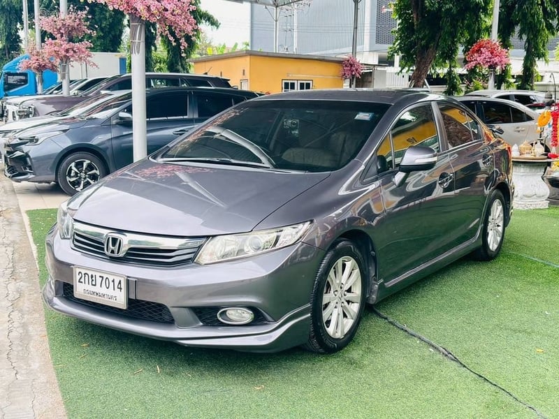 HONDA CIVIC FB ตัว E เครื่อง 1.8cc. AUTO ปี 2013