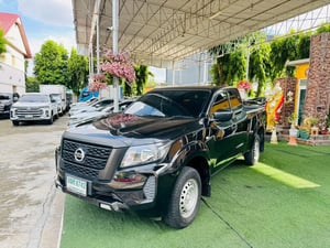 NISSAN NAVARA KINGCAB SL เครื่อง 2.5cc. เกียร์ธรรมดา ปี2023