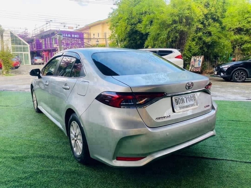 TOYOTA ALTIS ตัว LIMO เครื่อง1.6cc. AUTO ปี 2019 TOYOTA ALTIS ตัว LIMO เครื่อง1.6cc. AUTO ปี 2019
