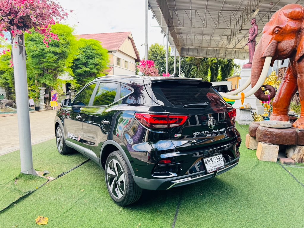  MG VS HEV 1.5 X SUV ปี2023 ไมล์แท้ 33,xxx กม.  เครื่องเบนซิน เกียร์ออโต้ 